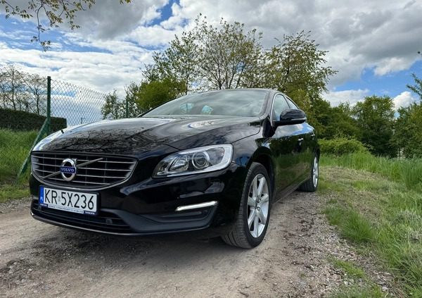 Volvo S60 cena 63000 przebieg: 106500, rok produkcji 2016 z Dobra małe 172
